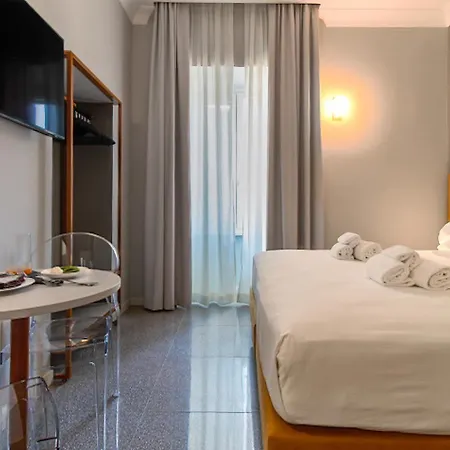 Velia Relais